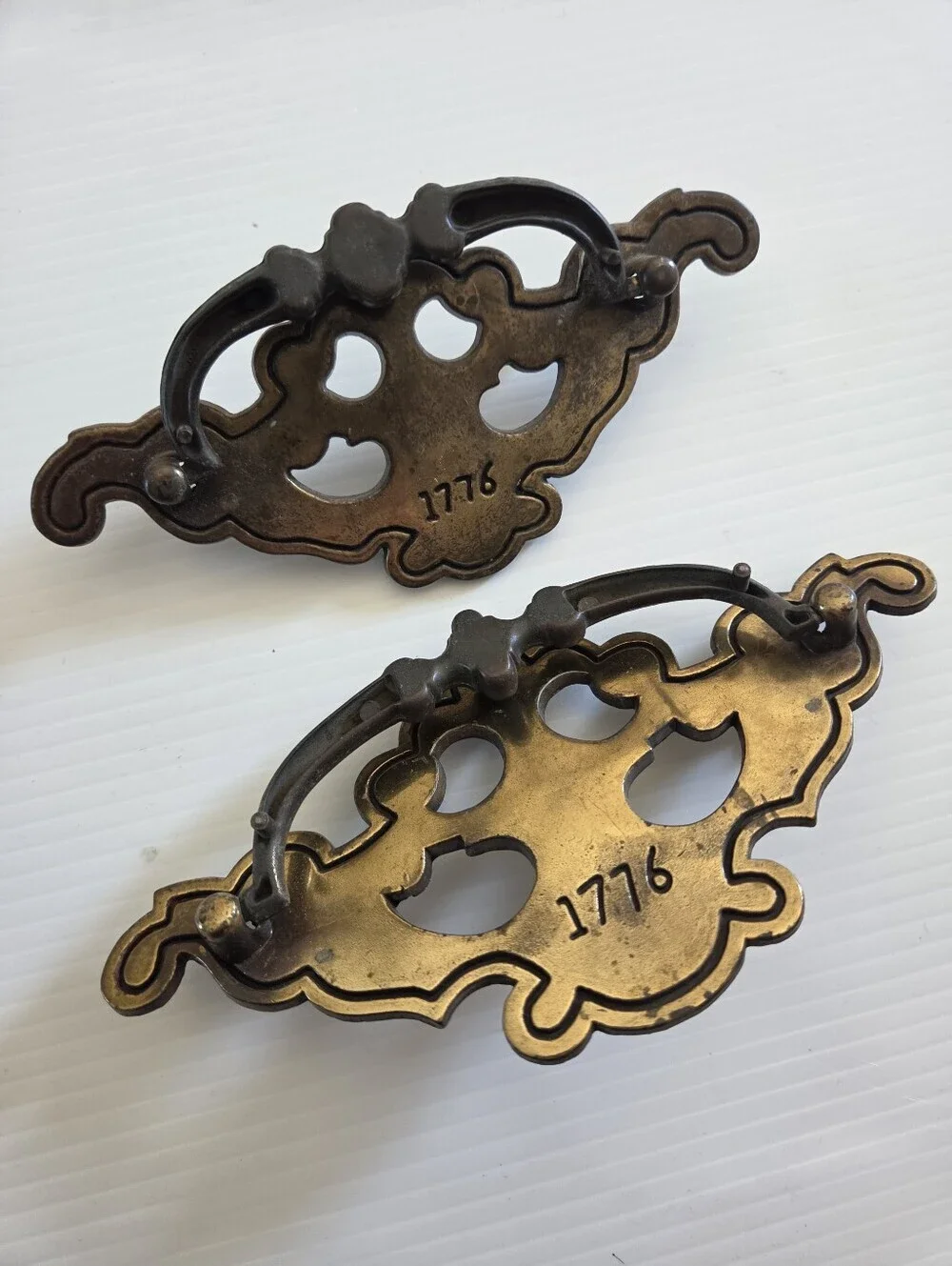Vintage Pair of Brass Chippendale Style Dresser Drawer Pulls, 3